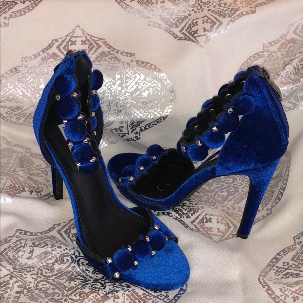 Cape Robbin Alza 45 Women's Velvet Heels Sz 7M